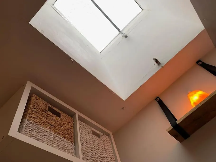 Apartment Paris Studio Rose & Stouring France